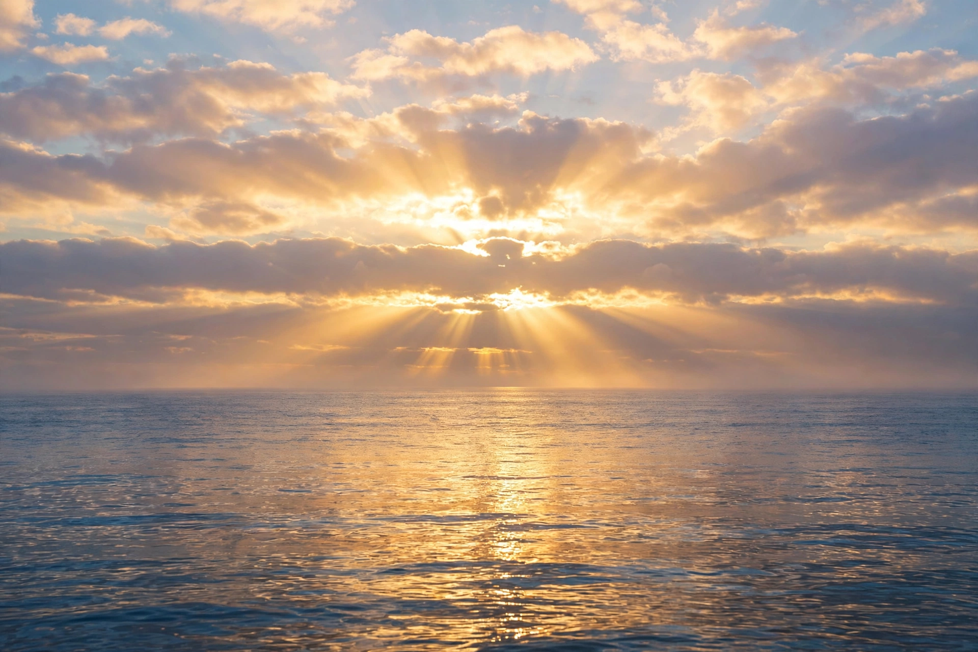 Sunrise over the ocean symbolizing hope and healing after Jennifer Eckhart death